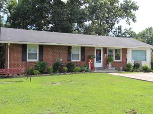75 County House Cir, Carthage, TN 37030