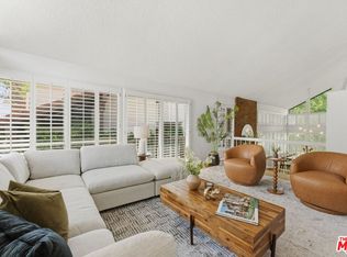 2801 Woodwardia Dr, Los Angeles, CA 90077