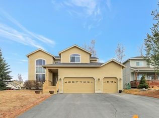 16403 Mills Park Cir, Eagle River, AK 99577