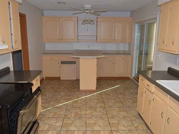 4th image of 6251 Memphis Ave