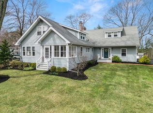 93 Abbot St, Andover, MA 01810