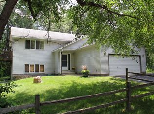 336 Hawthorne Rd NE, East Bethel, MN 55092