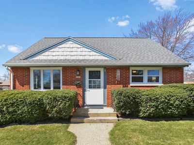 5651 S Trinthammer Ave, Cudahy, WI, 53110