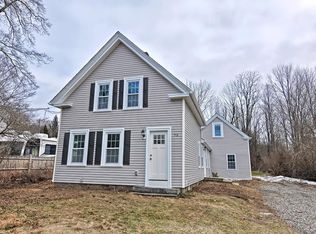 73 High St, Holliston, MA 01746