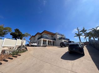 206 Rainbow Ln, Oceanside, CA 92054