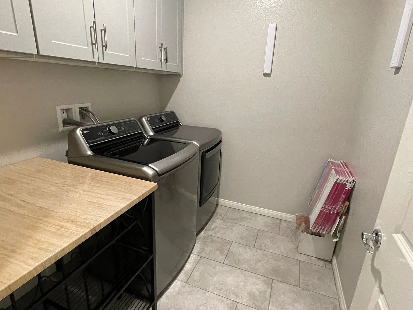 Beautiful 4 Bedroom Single Family Home ! — Photo 4