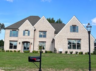 13880 High Fields Way, Olive Branch, MS 38654