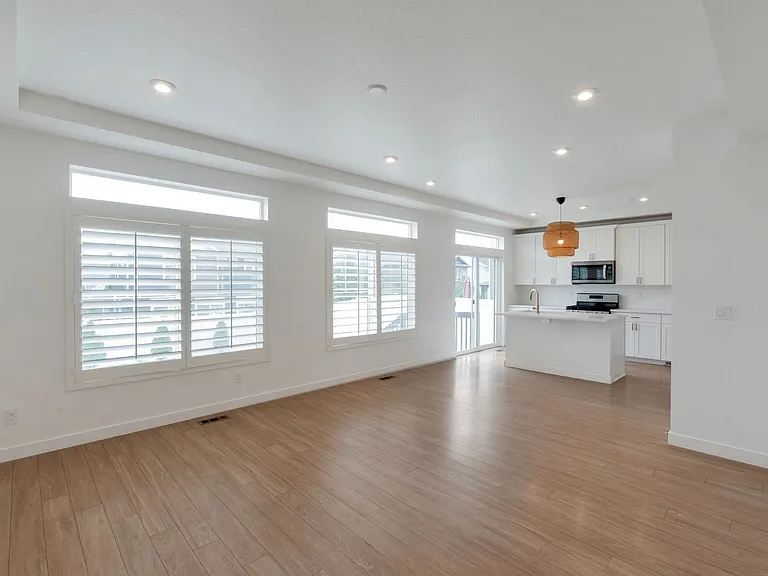 2668 N Heston Park — Photo 4