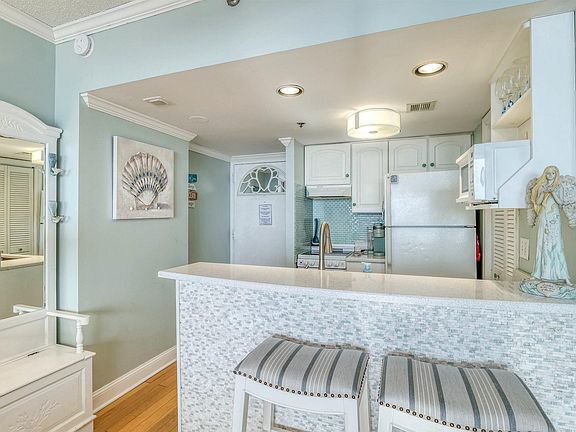 4th image of 3851 Boardwalk APT 2206