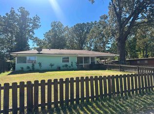 7 Ardmore Dr, Little Rock, AR 72209