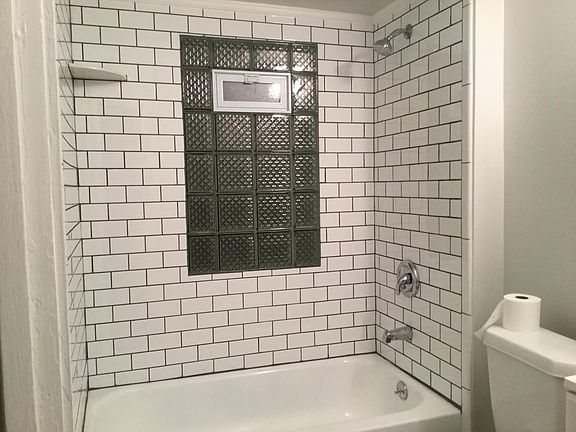 New tile and glass block window