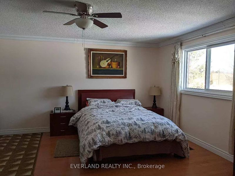 Toronto House for rent - 3 Bedrooms — photo 9