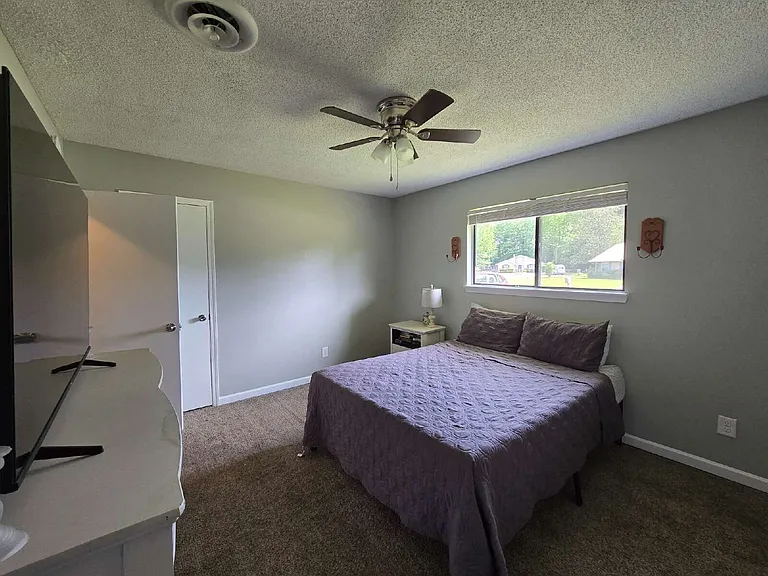 504 Dennis Rd — Photo 13