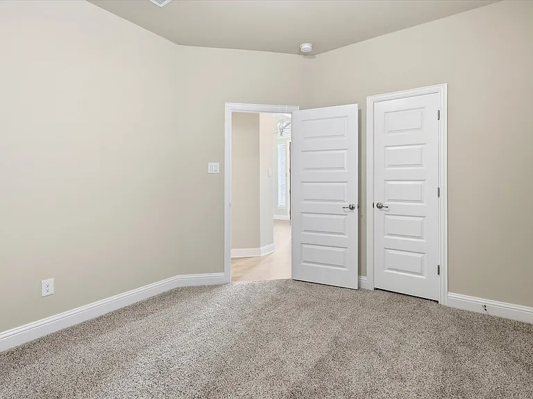 2609 Loxley Dr — Photo 23