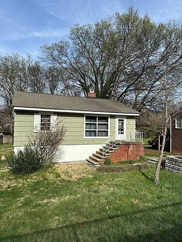 306 S Cedar St Photo 1