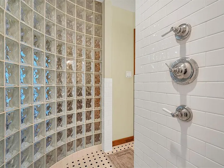416 Sunset Dr — Photo 19