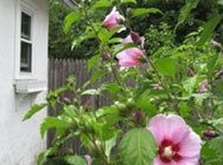 185 Wompatuck Rd, Hingham, MA 02043