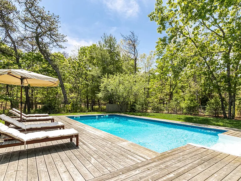 546 Wainscott Northwest Rd — Photo 22