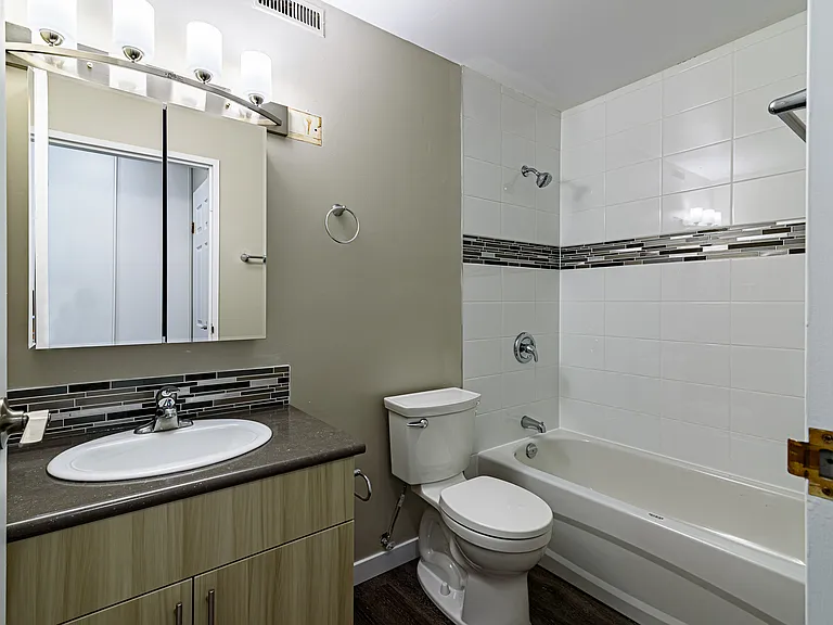 141 Strauss Dr — Photo 8