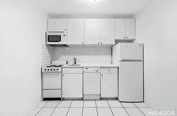 Rented by Mirador Real Estate | media 17