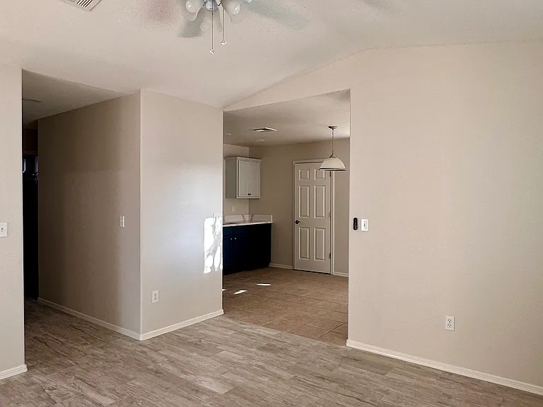 2949 San Miguel Avenue Las Cruces — Photo 19