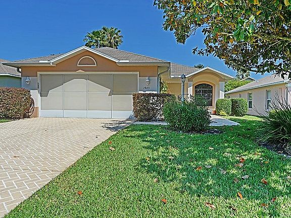 4th image of 1925 W Nicole Dr