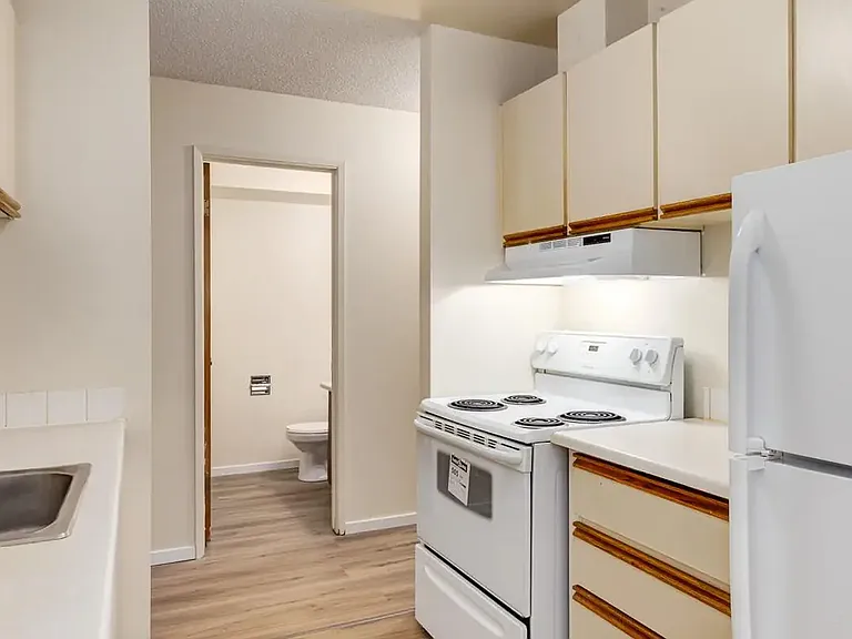 10500 45th Ave NW — Photo 31