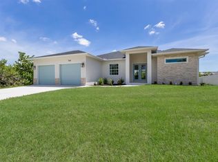 7068 Nichols St, Englewood, FL 34224