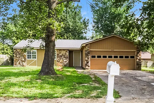 4408 Duncan Rd Photo 1