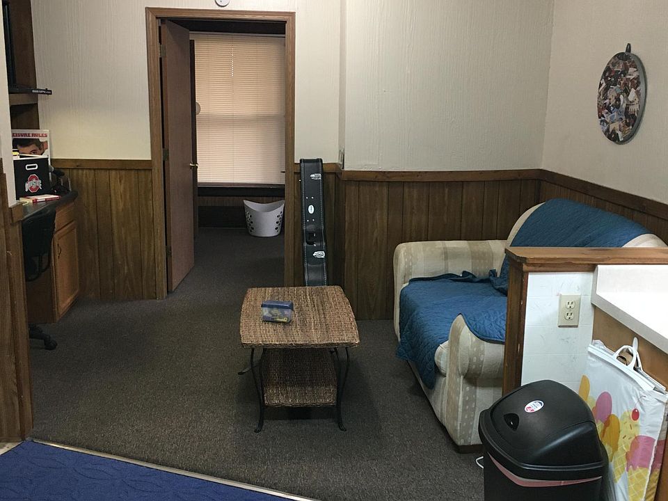 1 Bedroom: View from kitchen into living space/bedroom