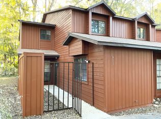 911 SW 57th Ter, Gainesville, FL 32607