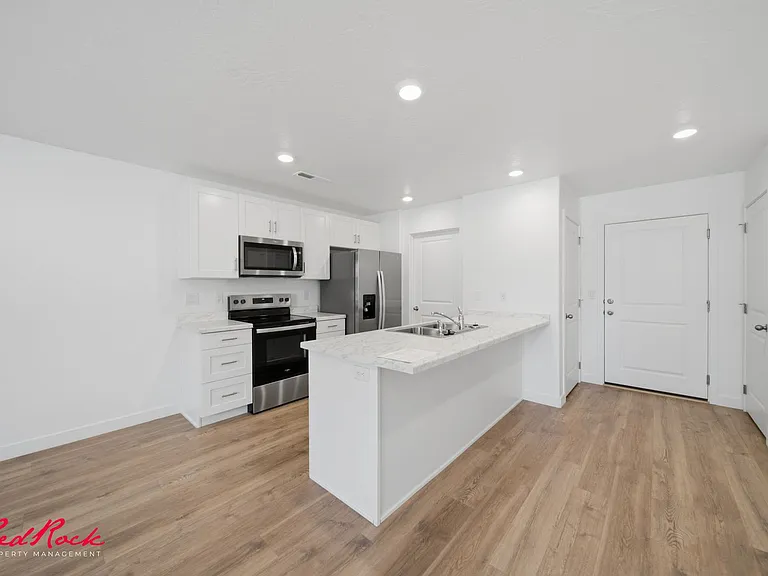 2775 E Rushpink Ln — Photo 16