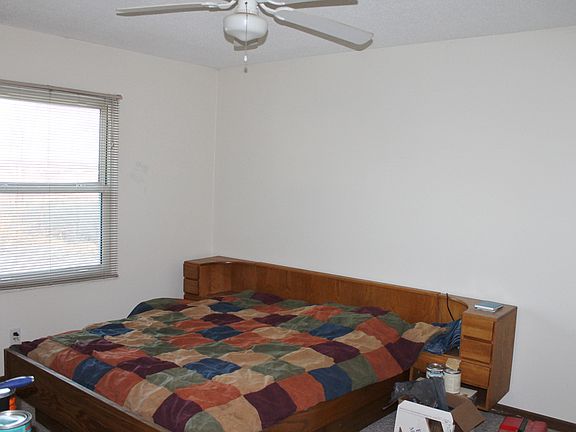 MTR BEDROOM