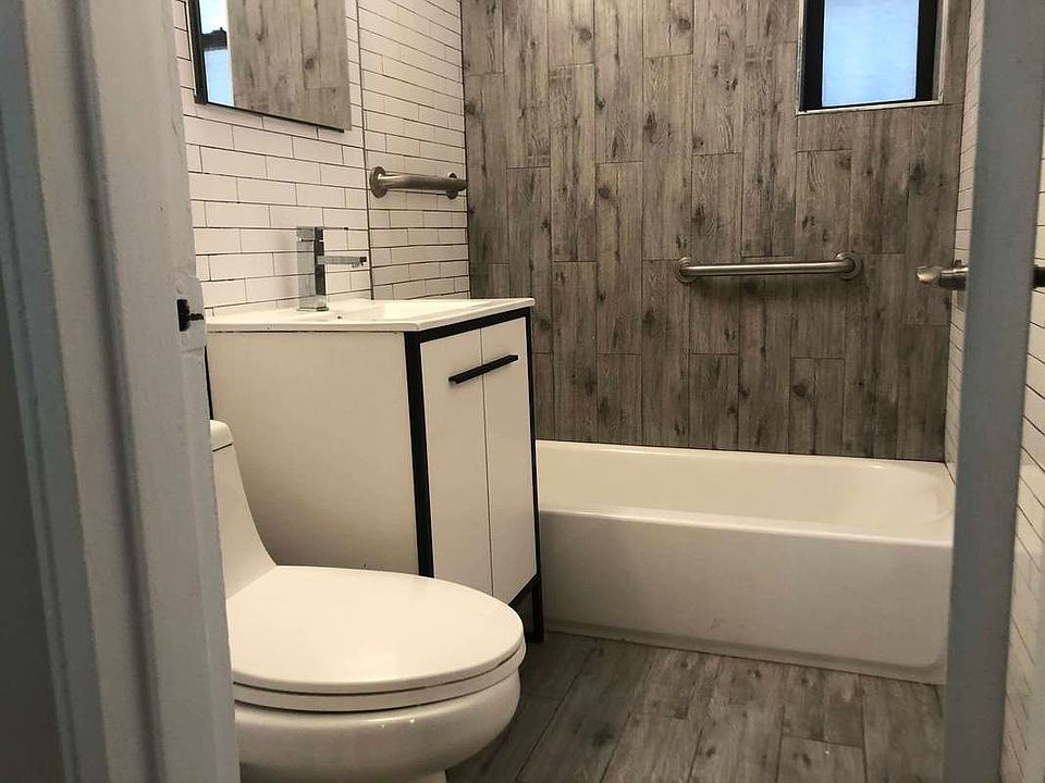 2nd image of 3841 18th Ave #3N