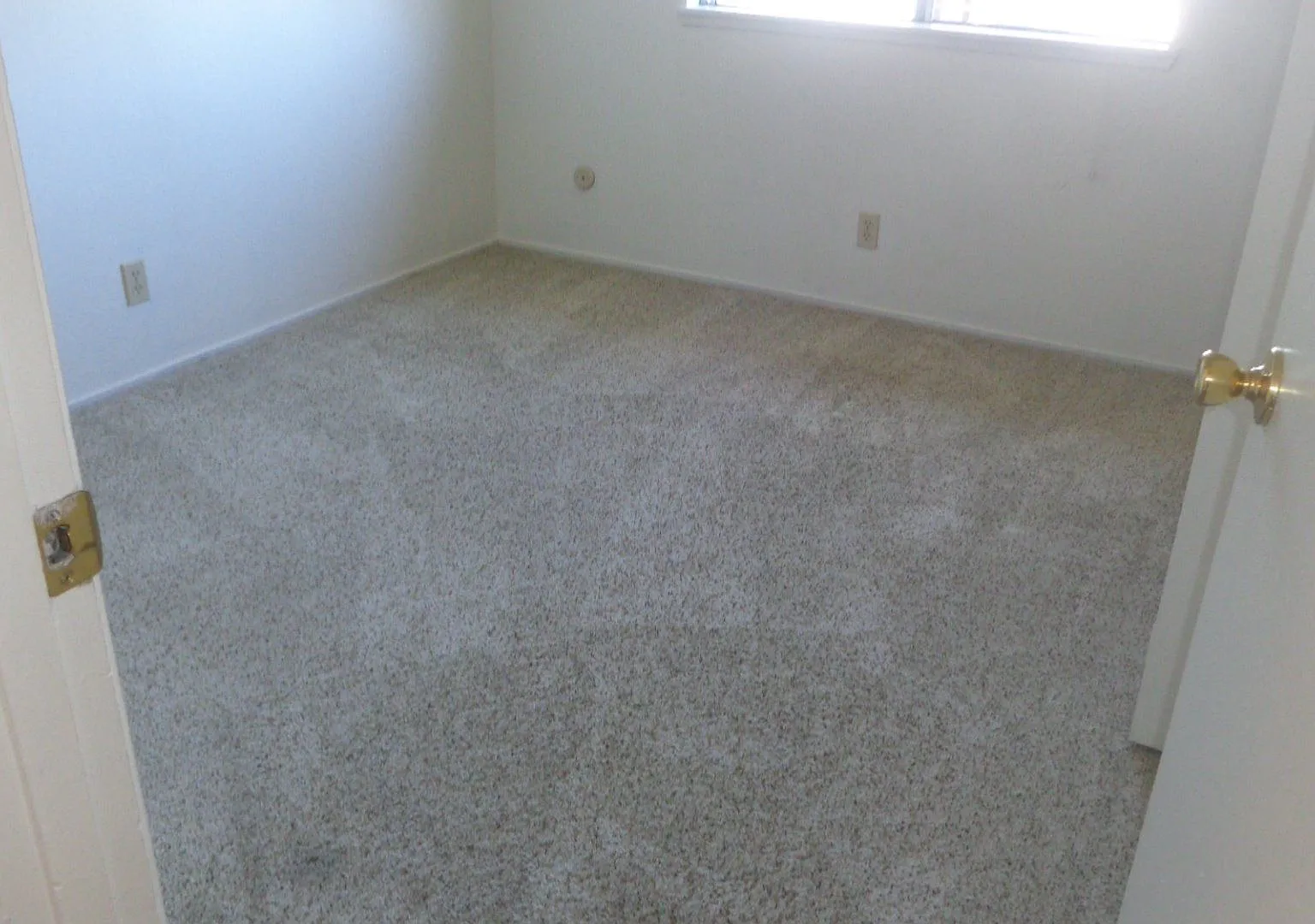 2 Bedroom Condo — Photo 4