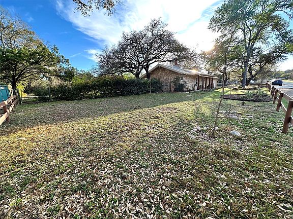 4th image of 29 Presidio Rd