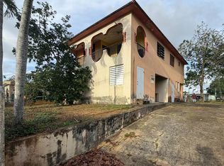 492 Bo Corcovado, Hatillo, PR 00659