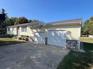 8514 S Stony Lake Rd, Jackson, MI 49201