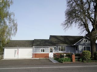 10792 Saratoga Dr NE, Salem, OR 97305