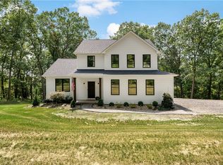 412 Pinkerton Run Rd, Oakdale, PA 15071