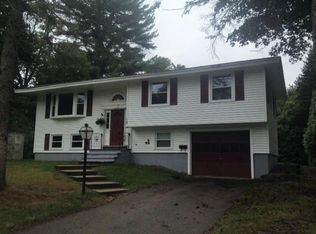 19 Bradford Rd, Hudson, MA 01749