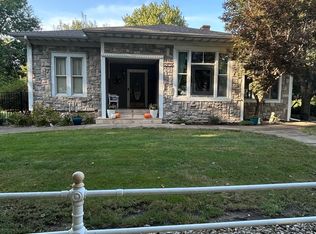 603 W 3rd St, Delavan, IL 61734