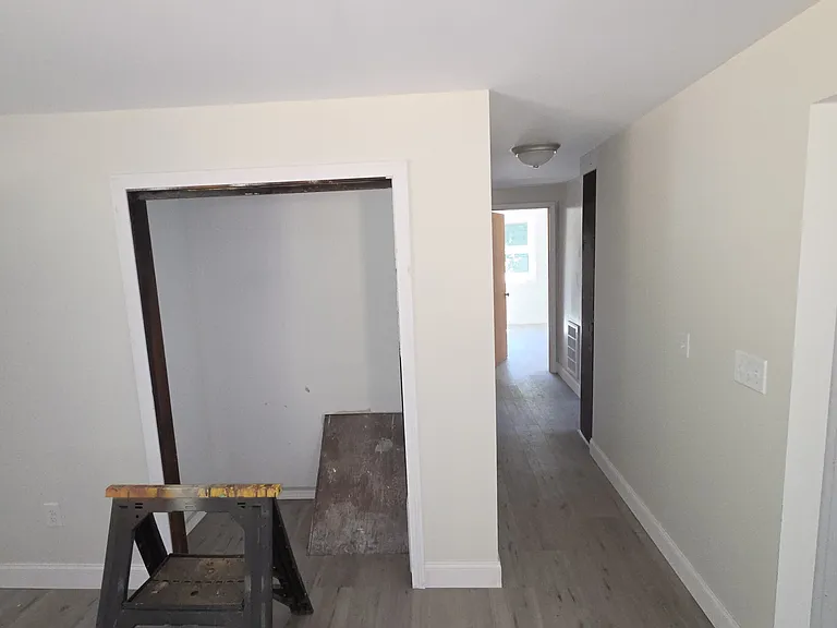132 W Stafford Rd — Photo 7