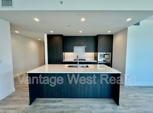 238 Leon Ave #908, Kelowna, BC V1Y 6H9