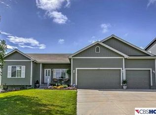 16017 Fowler Ave, Omaha, NE 68116