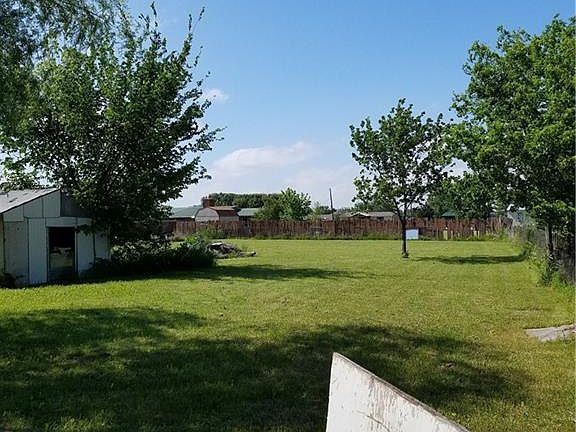 2nd image of 506 Green Acres Dr