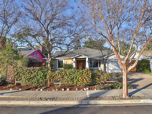 3rd image of 15171 Chelsea Dr
