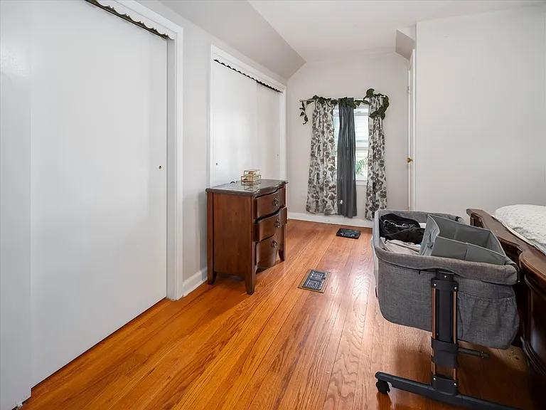16 W Maltbie Ave — Photo 16