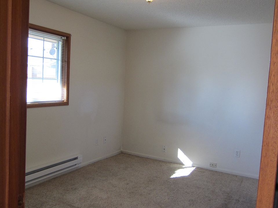 1st image of 936 Union Ave #B