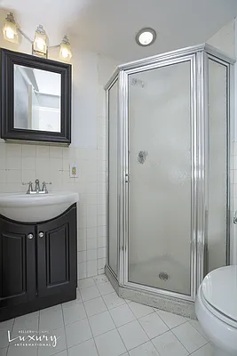 Rented by Keller Williams NYC | media 8